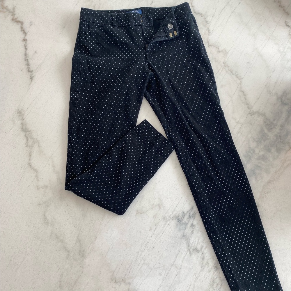 Old Navy - Black and white dotted pants - Size 6 Tall